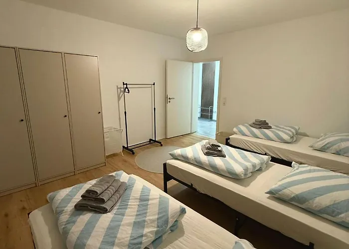 Ma - Free Parking, Free Wifi, Relax & Coffee, Lejlighed